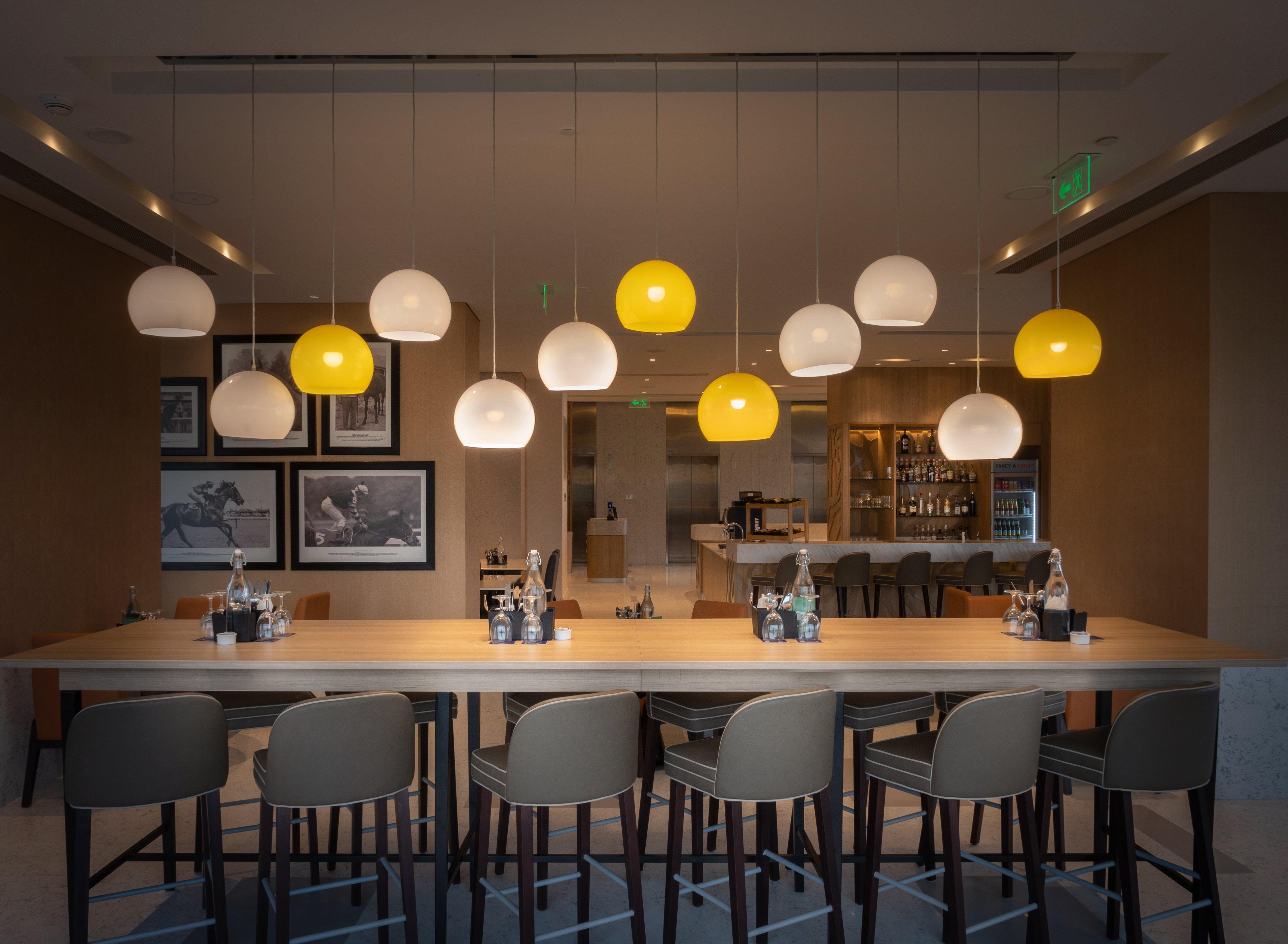 Holiday Inn Bengaluru Racecourse By Ihg Exteriér fotografie The lounge at the airport